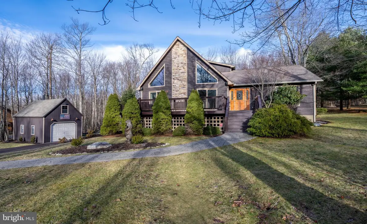 891 Mountainview Dr, Oakland, MD 21550 - #1