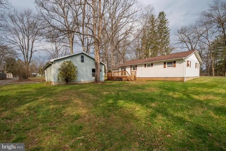 407 Seneca Ave, Mountain Lake Park, MD 21550 - #3