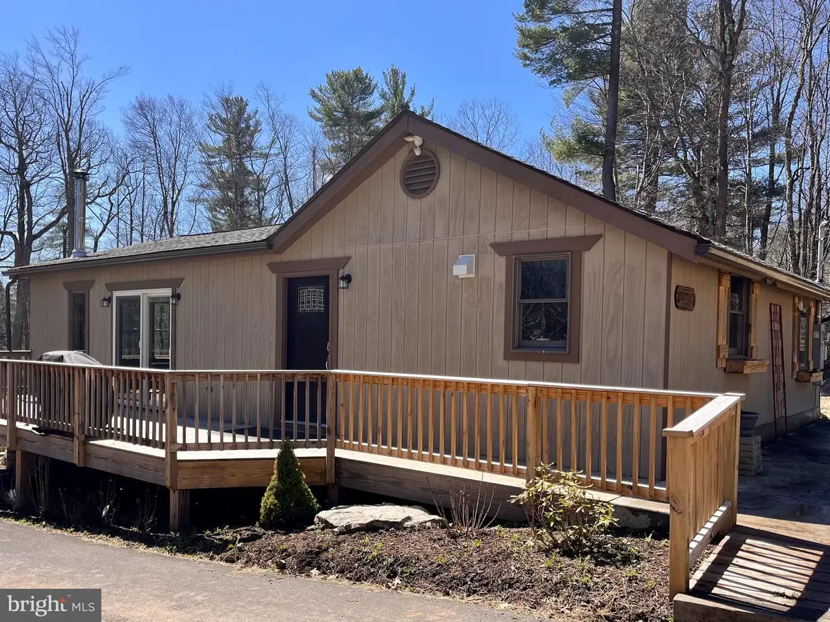 3930 Mayhew Inn Rd, Oakland, MD 21550 - #1