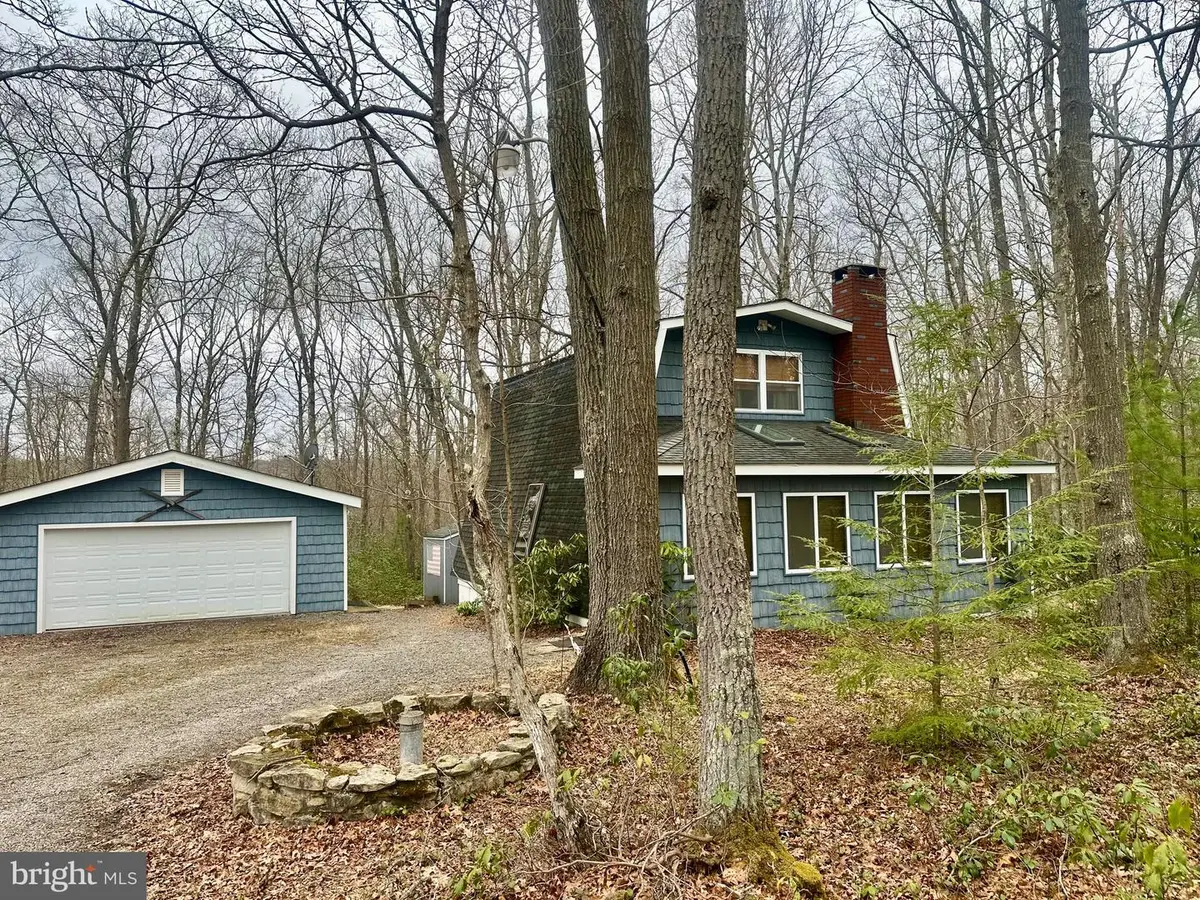 552 Black Oak Dr, Oakland, MD 21550 - #1