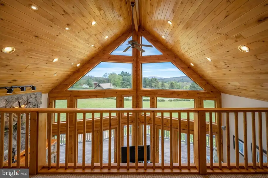 53 Meadow Ct, Oakland, MD 21550 - #3