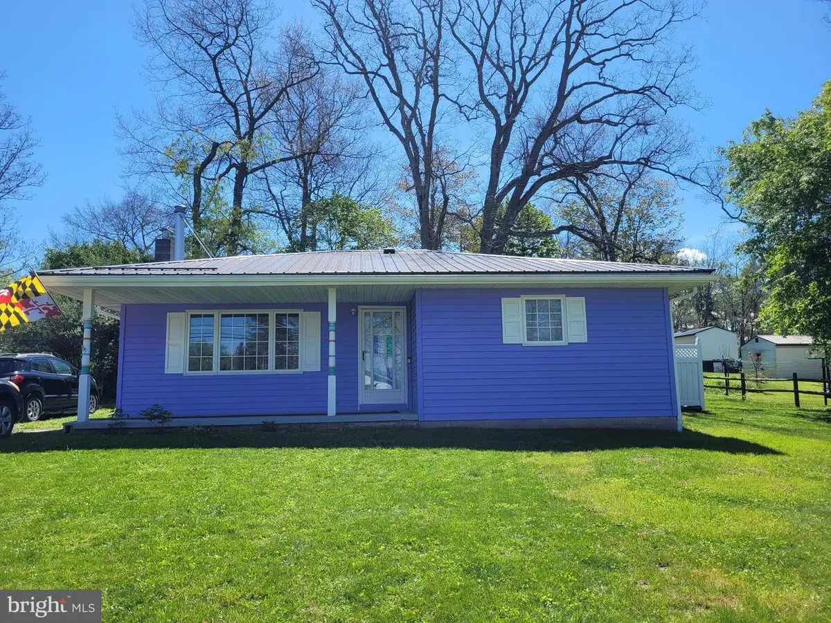 512 Roanoke Ave, Oakland, MD 21550 - #1