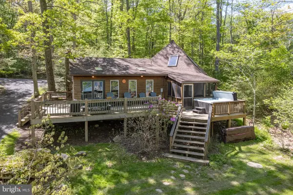 588 Lake Forest Drive, OAKLAND, MD 21550
