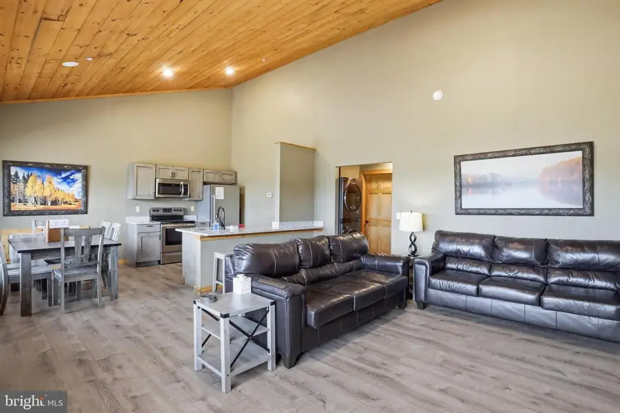 83 Grandview Blvd, McHenry, MD 21541 - #3