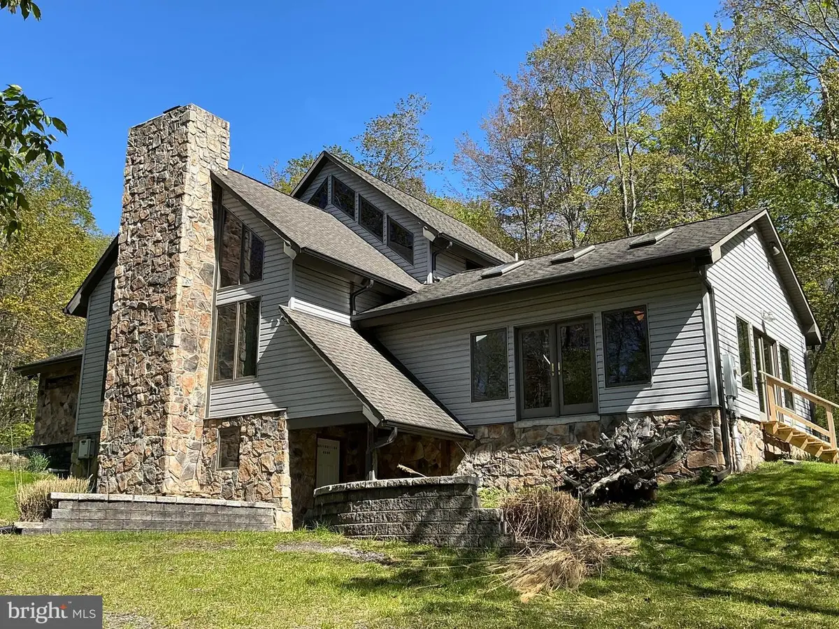122 Woodlands Hill Ln, Oakland, MD 21550 - #1