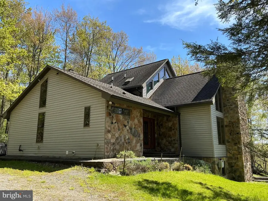 122 Woodlands Hill Ln, Oakland, MD 21550 - #2