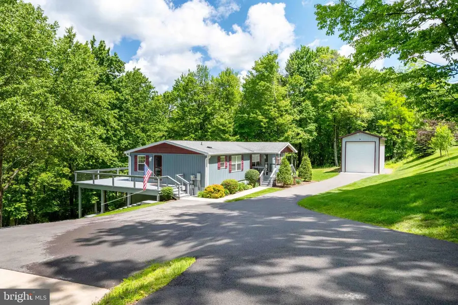 511 Hilltop Rd, Oakland, MD 21550 - #2