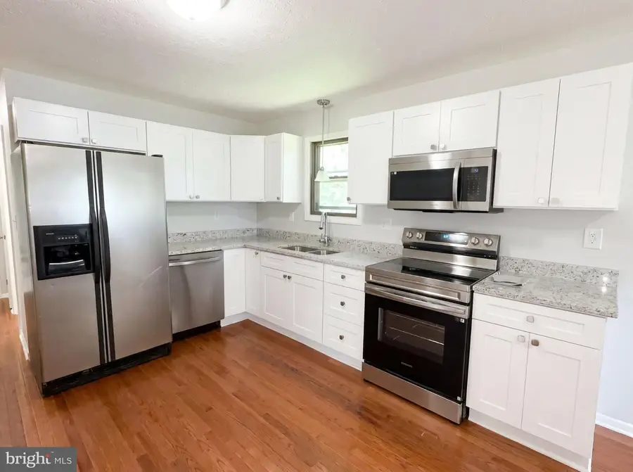 513 M St, Mountain Lake Park, MD 21550 - #2