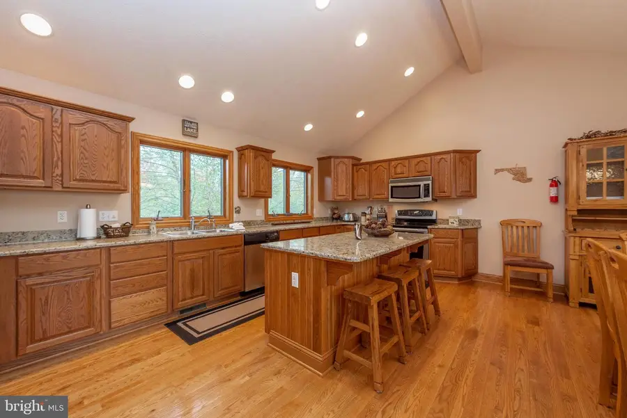 395 Woodlands Hill Ln, Oakland, MD 21550 - #3