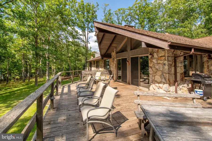 1677 Shoreline Dr, Swanton, MD 21561 - #2