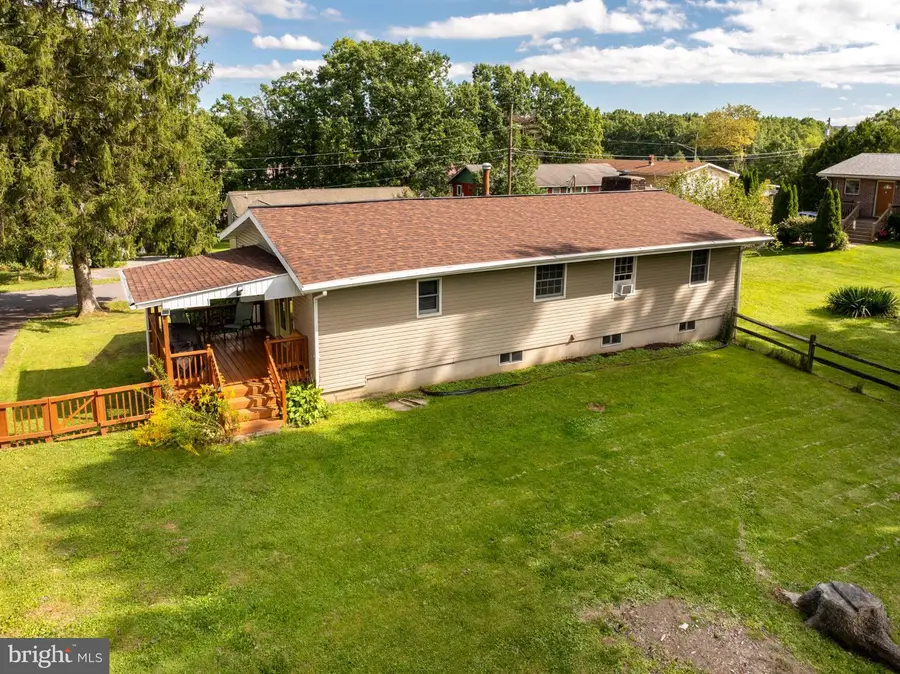 139 S Oakhall Dr, Oakland, MD 21550 - #3