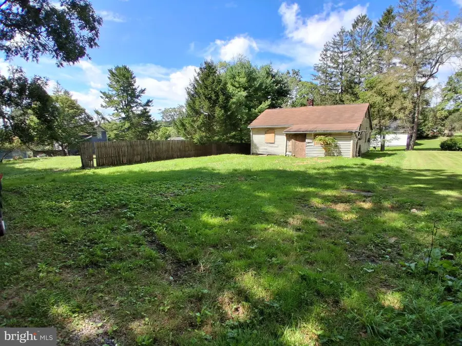 809 N, Mountain Lake Park, MD 21550 - #2