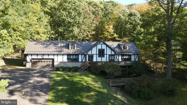 2296 Lake Shore Dr, OAKLAND, MD 21550