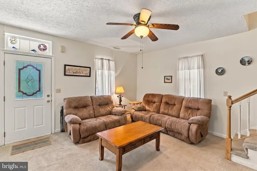 16 E Pennington St E, Oakland, MD 21550 - #2