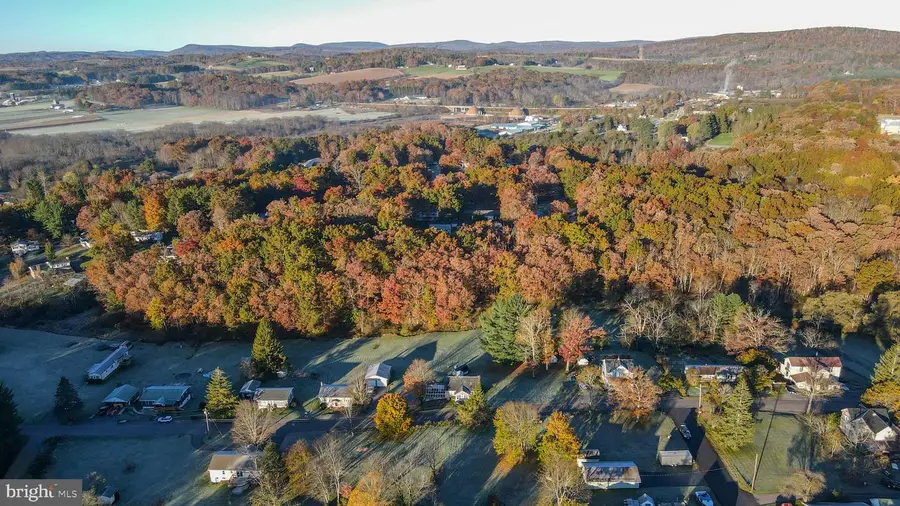 209 D St, Mountain Lake Park, MD 21550 - #2