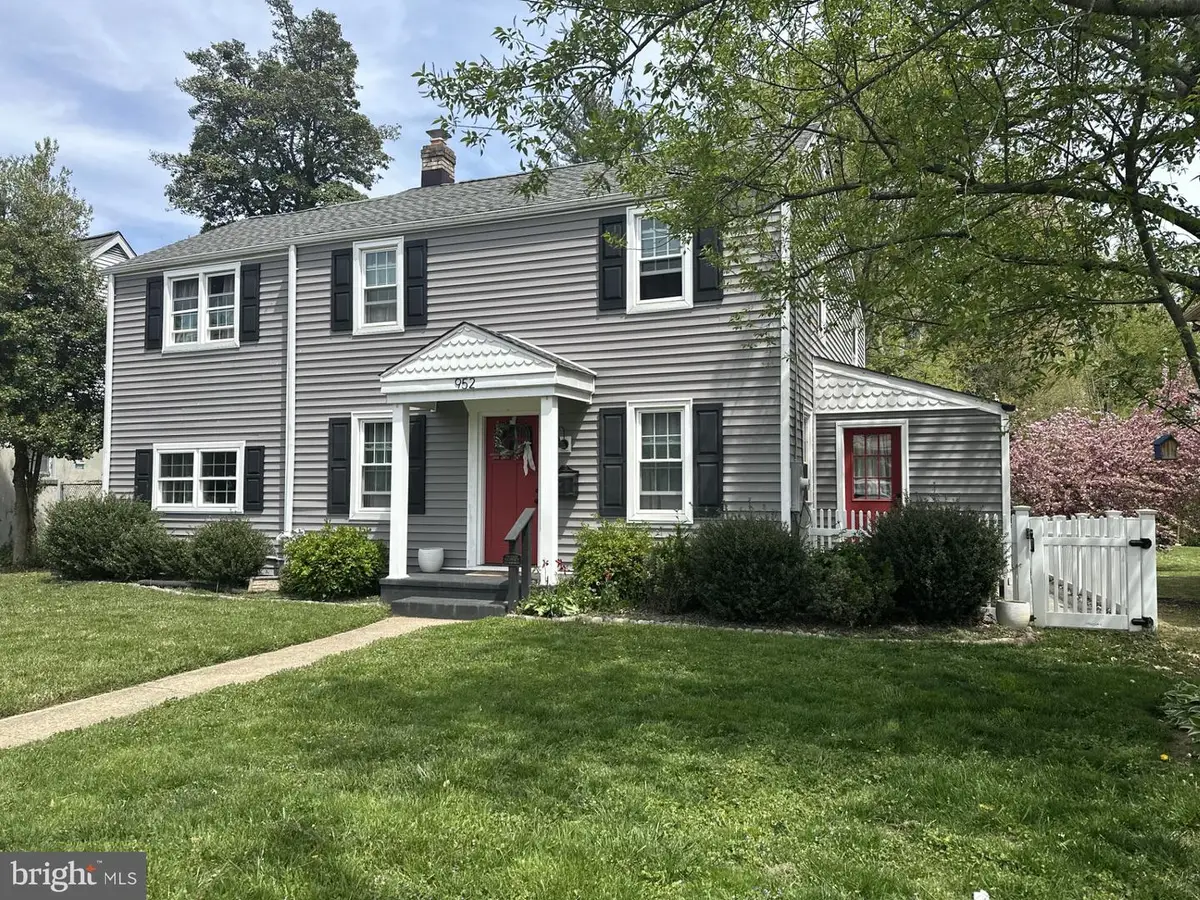 952 Chesapeake Dr, Havre De Grace, MD 21078 - Image #1