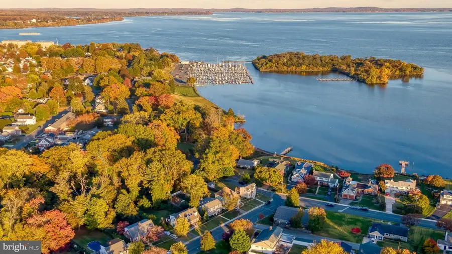 952 Chesapeake Dr, Havre De Grace, MD 21078 - Image #2