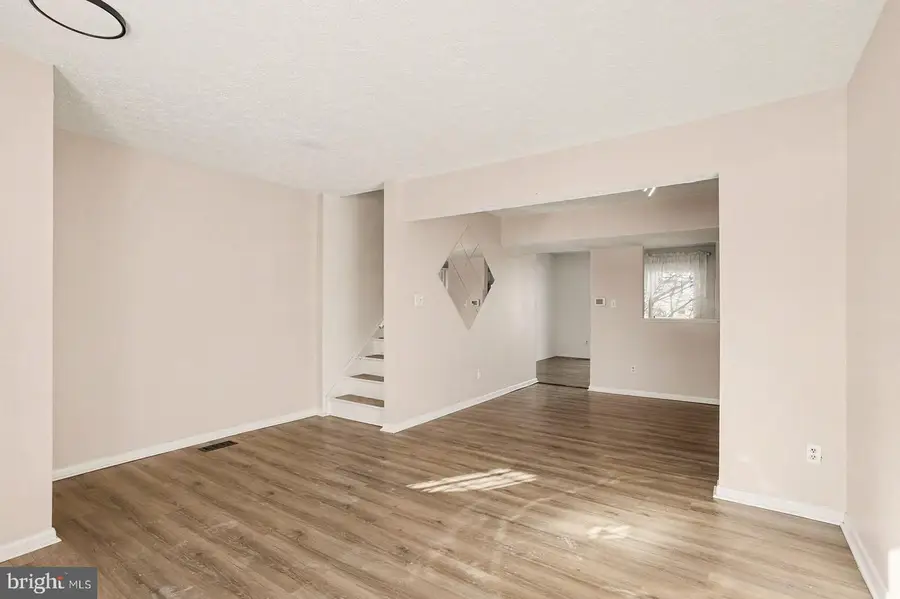 834 W Spring Meadow Ct, Edgewood, MD 21040 - Image #3