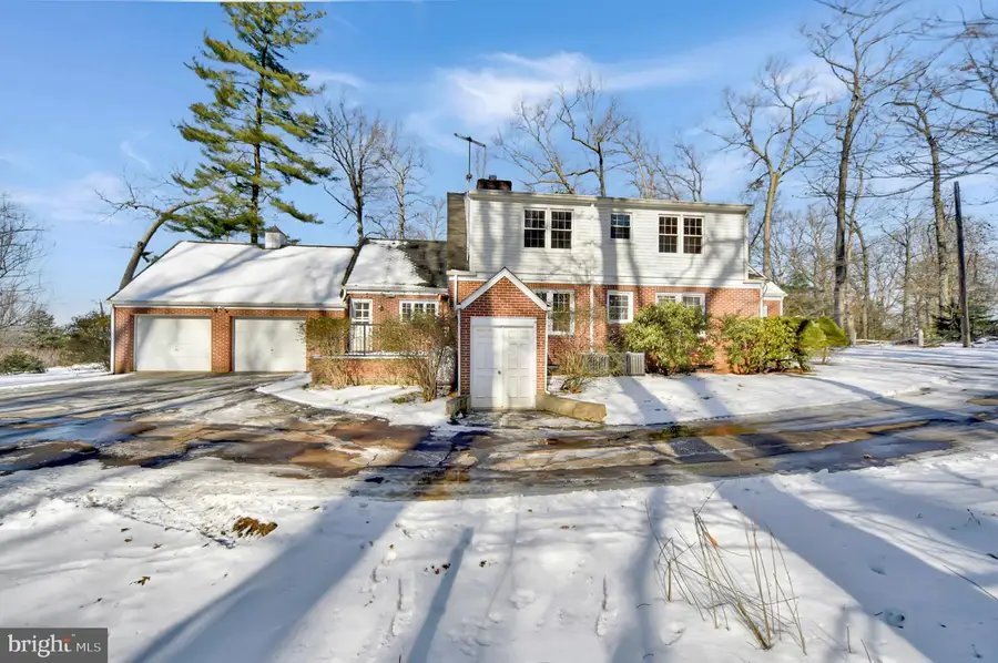 2675 Jolly Acres Rd, White Hall, MD 21161 - #2