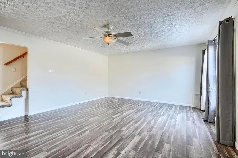 722 Shore Dr, Joppa, MD 21085 - #3