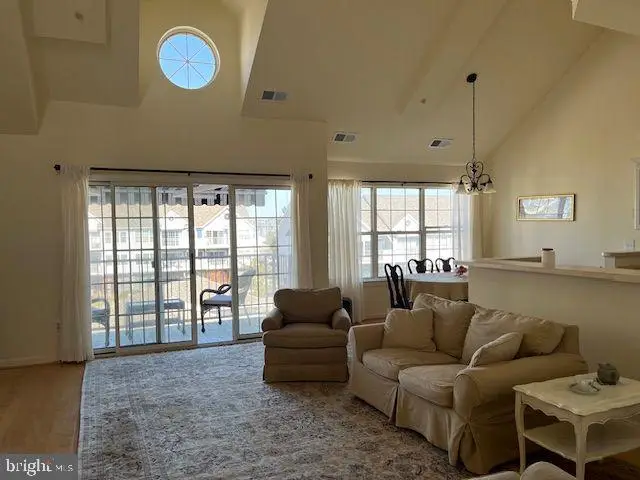 299-c Girard St #299-c, Havre De Grace, MD 21078 - #2