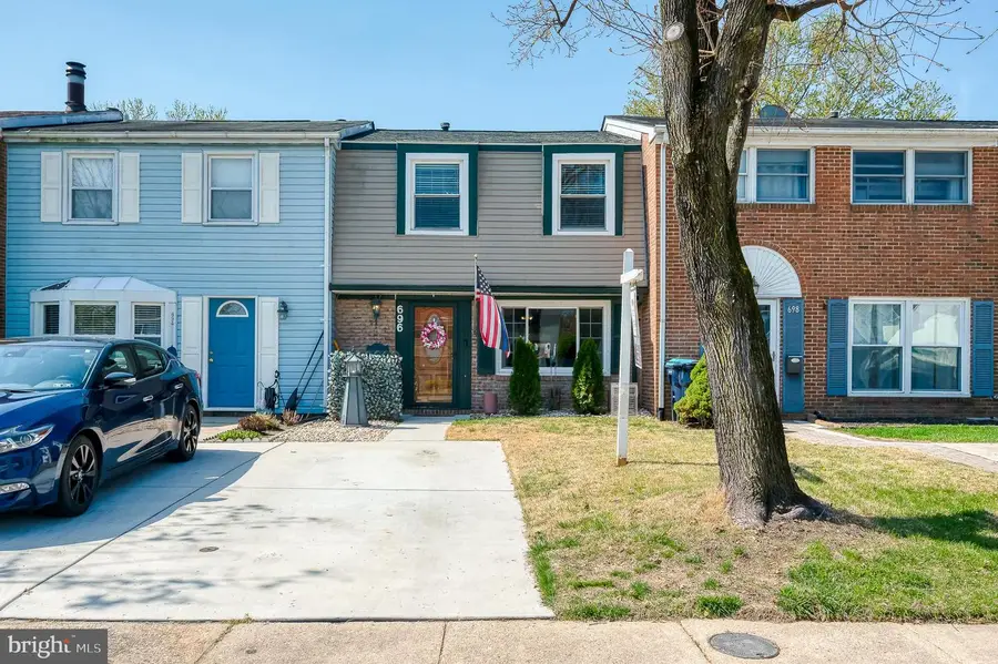 696 Shore Dr, Joppa, MD 21085 - #2