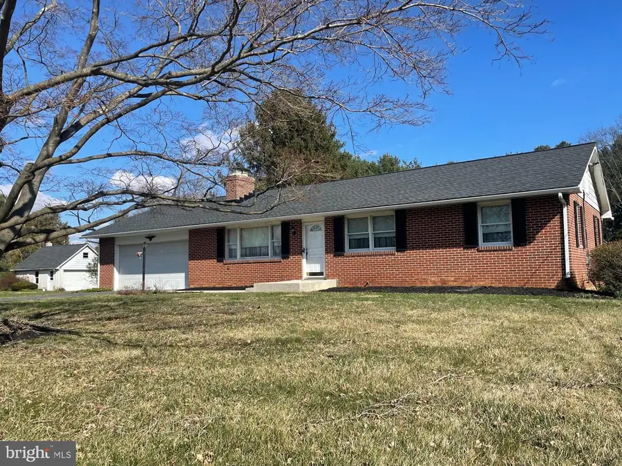 3927 Federal Hill Rd, Jarrettsville, MD 21084 - #2