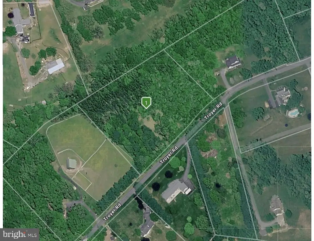 2904 Troyer Rd, White Hall, MD 21161 - #1