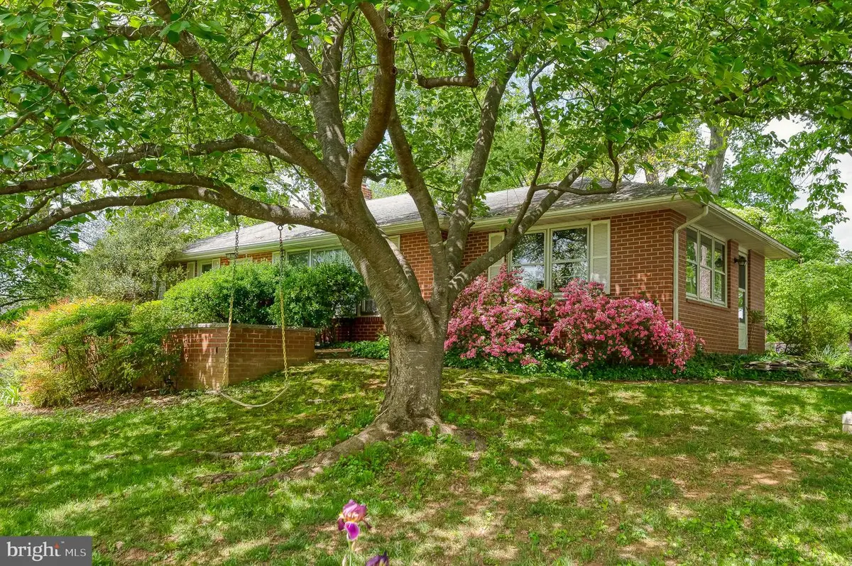 2911 Nelson Ln, Fallston, MD 21047 - #1