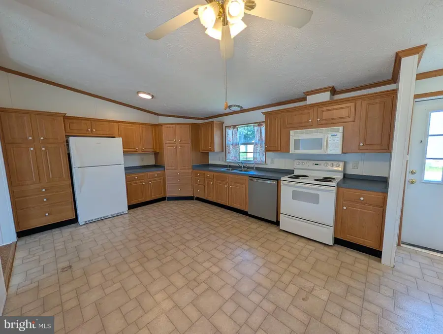 216 Garner Dr, Aberdeen, MD 21001 - #2