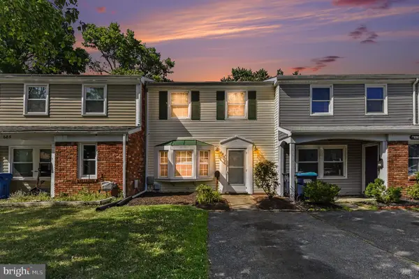 683 Towne Center Dr, JOPPA, MD 21085