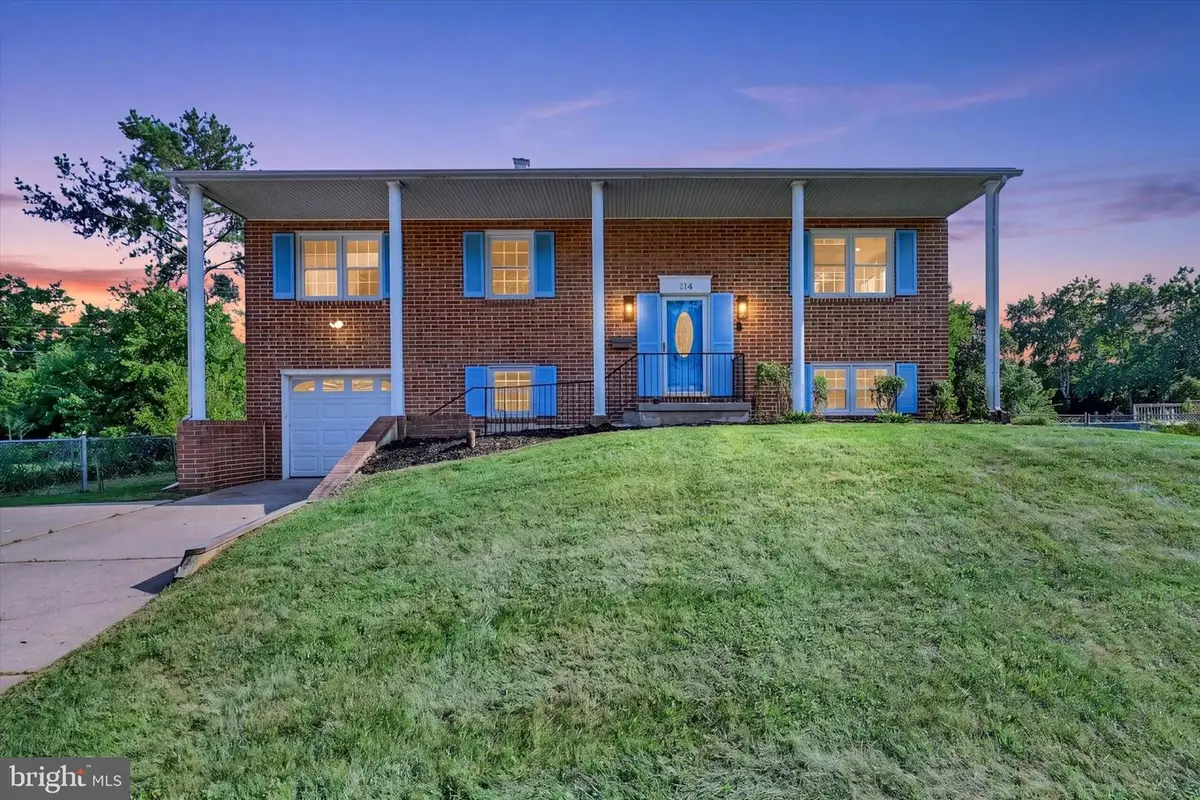 114 Doncaster Rd, Joppa, MD 21085 - #1
