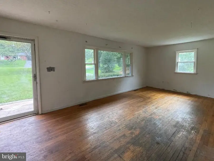 604 W Ring Factory Rd, Bel Air, MD 21015 - #3
