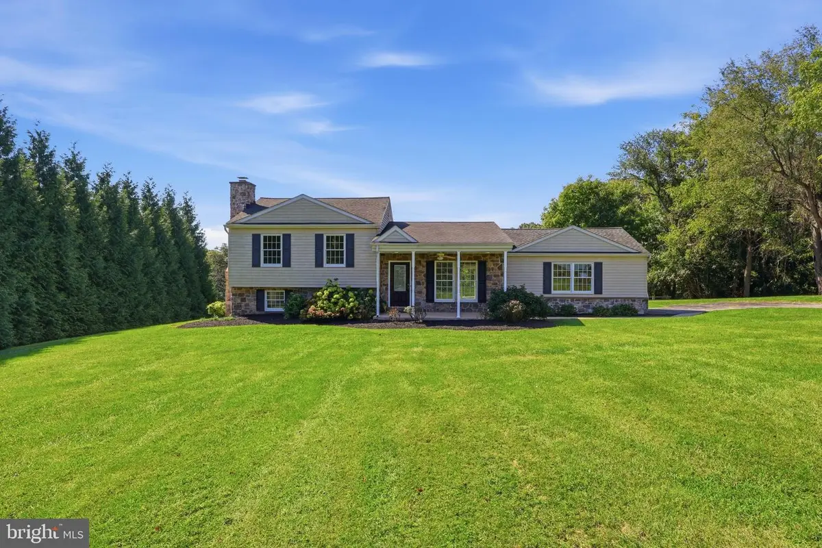 2611 Jolly Acres Rd, White Hall, MD 21161 - #1