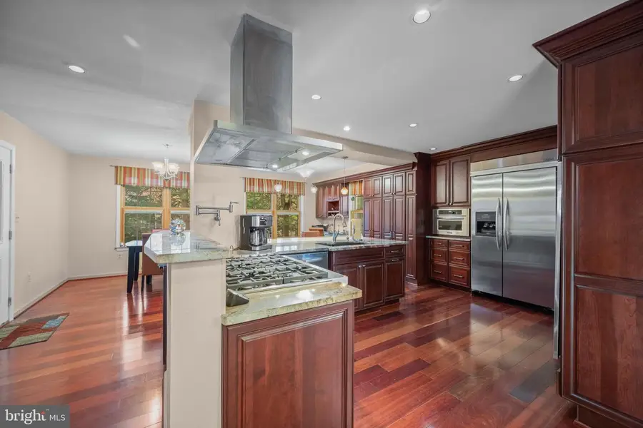 4632 Willowgrove Dr, Ellicott City, MD 21042 - Image #3