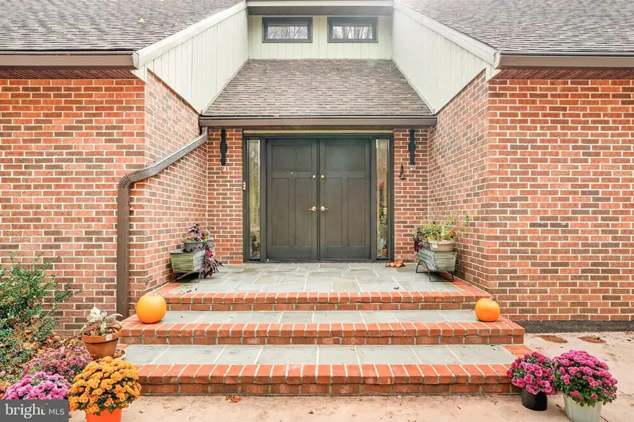 7033 Mink Hollow Rd, Highland, MD 20777 - Image #3