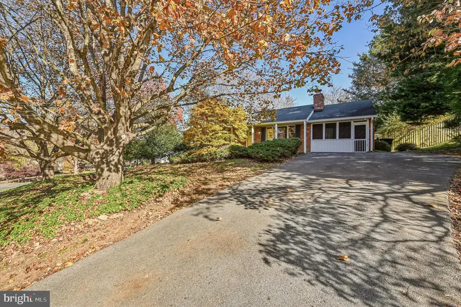 9350 Duff Ct, Ellicott City, MD 21042 - Image #2