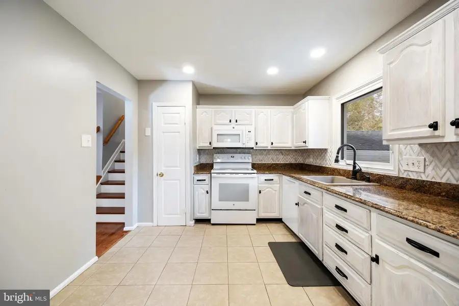 4649 Dapple Ct, Ellicott City, MD 21043 - Image #2