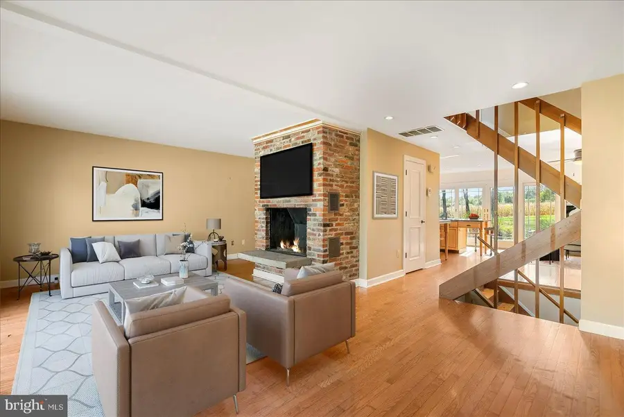 3616 Scheel Dr, Ellicott City, MD 21042 - Image #3