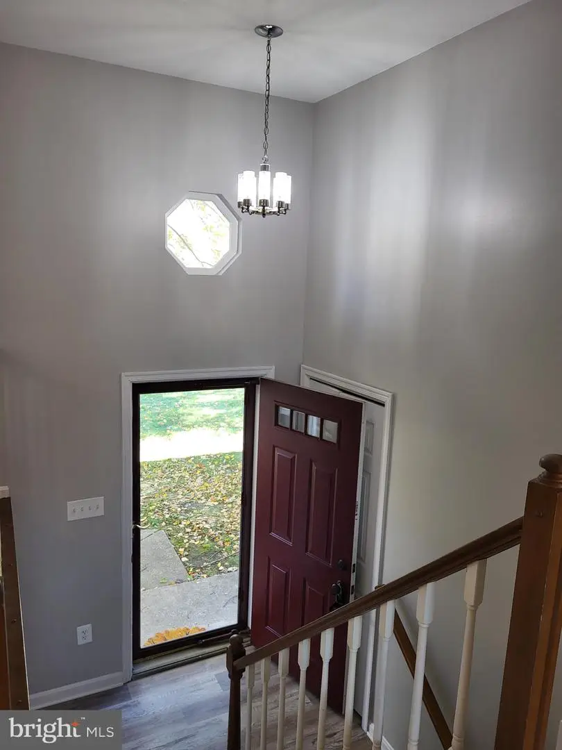 8301 Elko Dr, Ellicott City, MD 21043 - Image #2