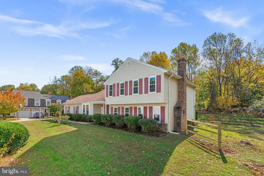 10153 Cape Ann Dr, Columbia, MD 21046 - Image #2