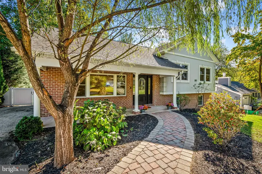 6709 Pine Dr, Columbia, MD 21046 - Image #2