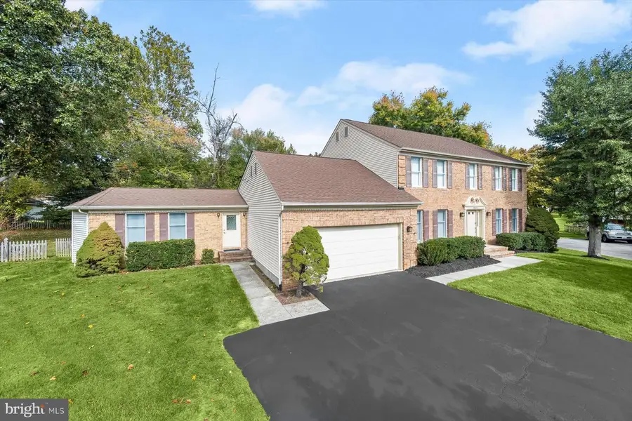 10228 Clubhouse Ct, Ellicott City, MD 21042 - #2