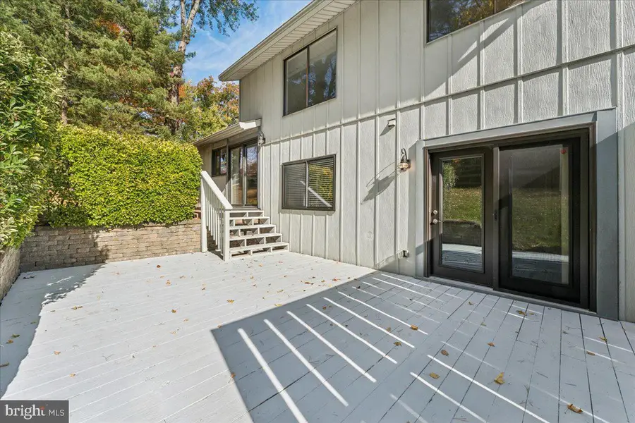 8988 Sidelong Pl, Columbia, MD 21045 - Image #3