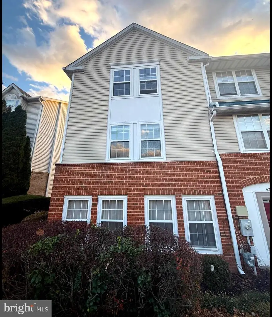 6221 Sandpiper Ct #7, Elkridge, MD 21075 - Image #1