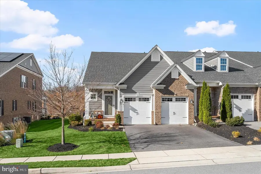 2746 Vardon Ln, Ellicott City, MD 21042 - Image #2