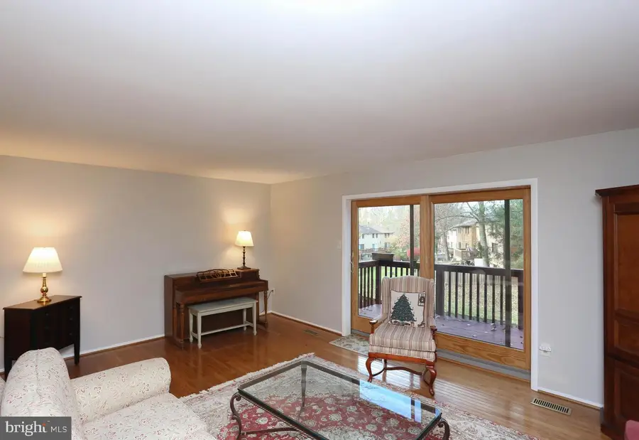 7331 Kerry Hill Ct, Columbia, MD 21045 - Image #3