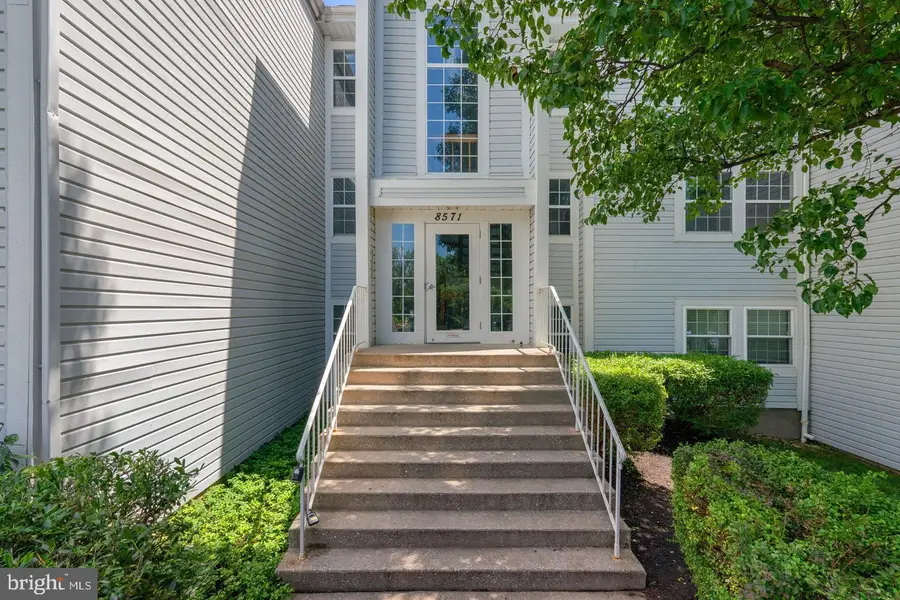 8571 Falls Run Rd #e, Ellicott City, MD 21043 - Image #2