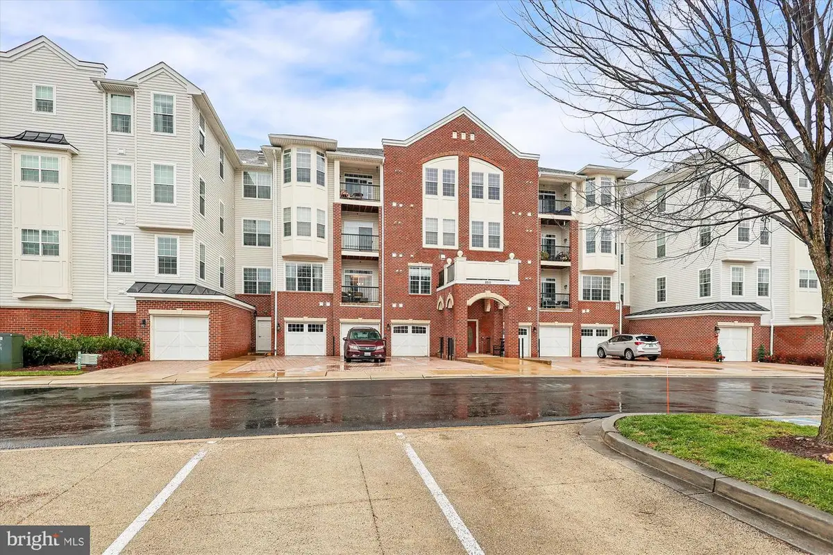 8511 Coltrane Ct #204, Ellicott City, MD 21043 - Image #1