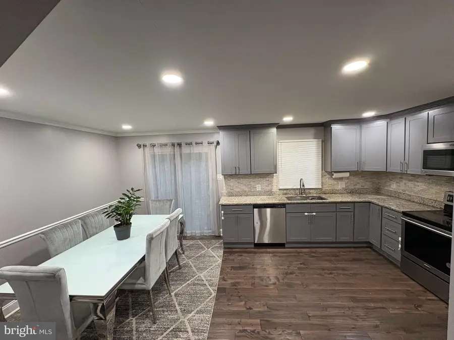 9339 Kendal Cir, Laurel, MD 20723 - Image #2